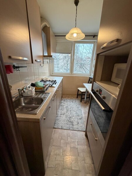 Baba Novac, vav Parc IOR, Campia Libertatii, stradal, bloc reabilitat,