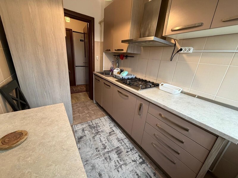 Baba Novac, vav Parc IOR, Campia Libertatii, stradal, bloc reabilitat,